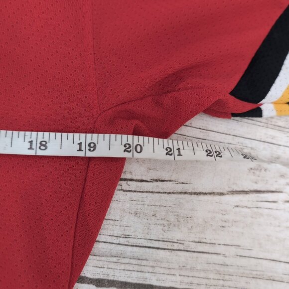 CCM Calgary Flames Youth Hockey Jersey Red/Black – Autographed S/M - Picture 10 of 12